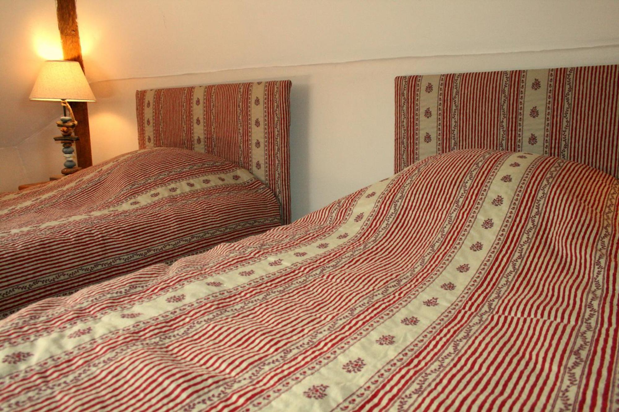 Chambres D'Hotes Du Jay La Guerche-sur-l'Aubois Zewnętrze zdjęcie